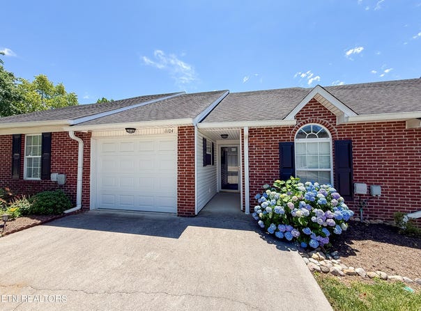11104 Joiner Way, Knoxville, TN 37934
