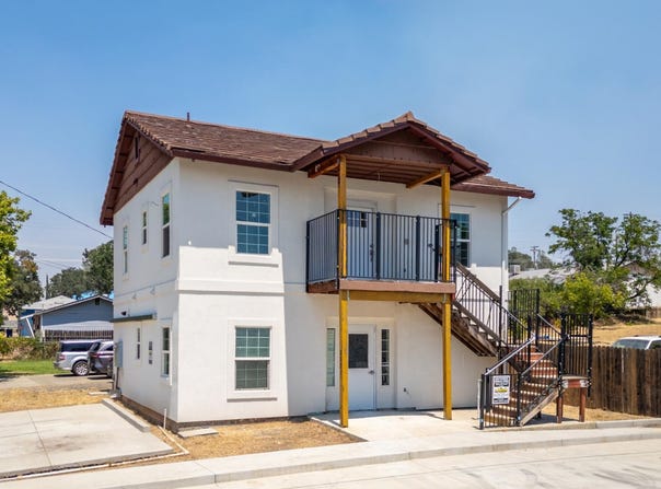 2573 Bunker Street, Redding, CA 96002