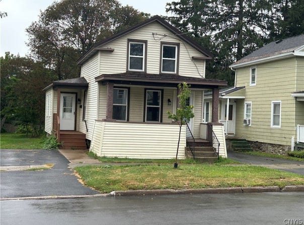 90 Ontario Street, Oswego, NY 13126
