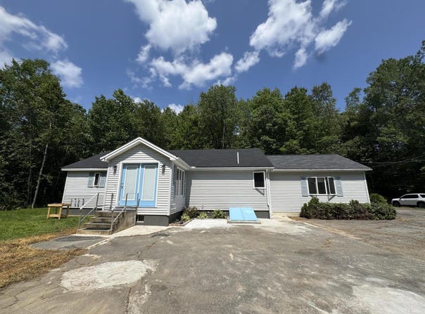 247 Route 3, Palermo, ME 04354