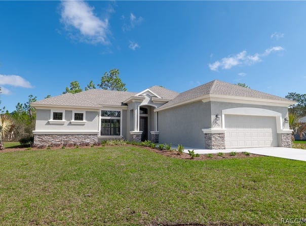 4681 N Elkcam Boulevard, Beverly Hills, FL 34465