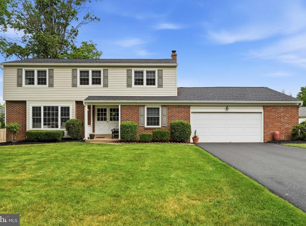 554 KEATING Drive, YARDLEY, PA 19067