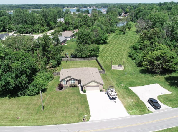 252 Patriots Landing, Fillmore, IN 46128