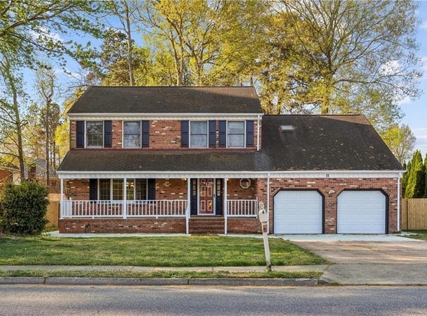 13 Estate Drive, Hampton, VA 23666