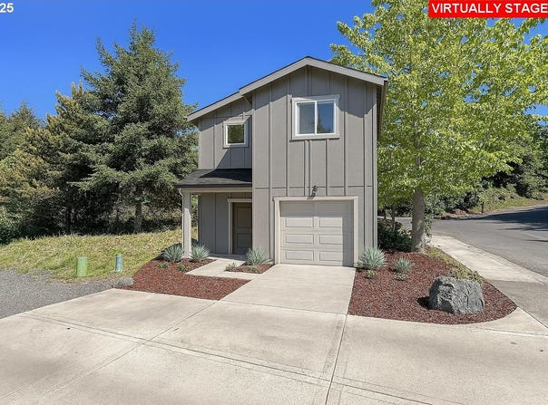 2211 Timberline DR, Coos Bay, OR 97420