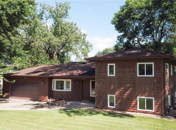 1283 Otter Ridge Road, White Bear Twp, MN 55110
