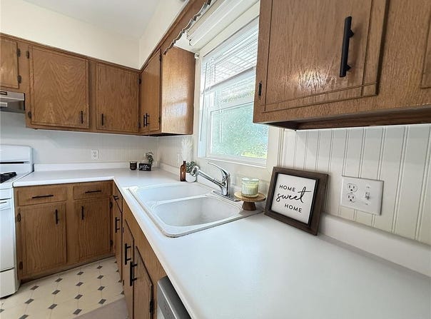 421 9th Avenue, Madison, MN 56256
