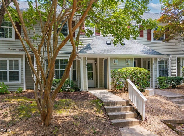 105 Sir Richard Lane, Chapel Hill, NC 27517