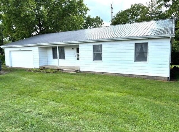 9050 N State Route 49, Greenville, OH 45331