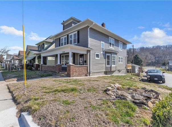 3101 Saint Joseph Avenue, St Joseph, MO 64505