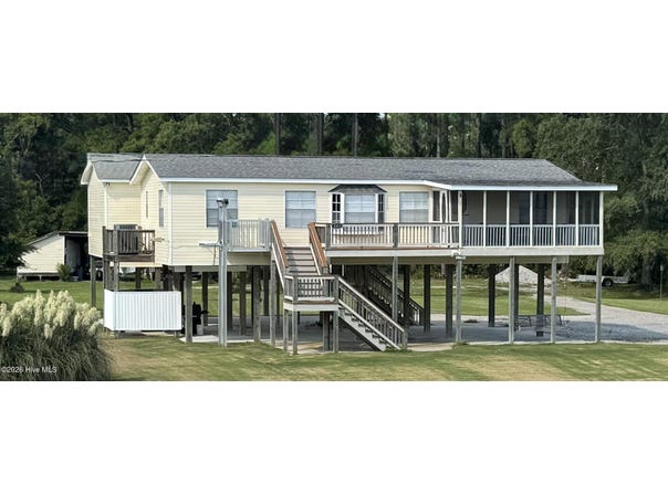1953 Canady Landing Road, Aurora, NC 27806