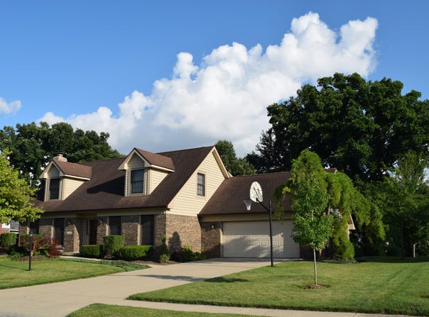 1065 Lakewood South Drive, Brownsburg, IN 46112