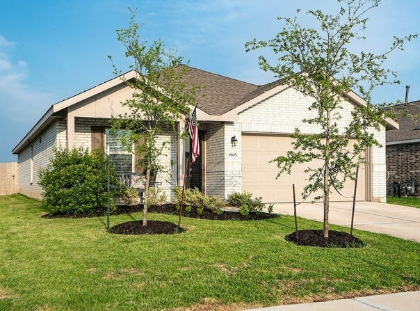 1905 Champions Drive, Navasota, TX 77868