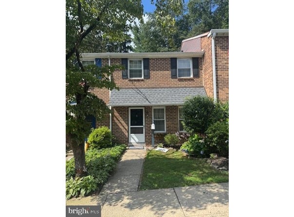 83 CONSTITUTION AVENUE, DOYLESTOWN, PA 18901