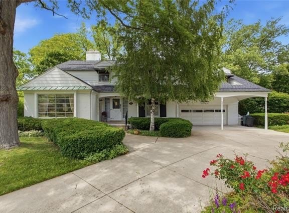 1956 Beverly Boulevard, Berkley, MI 48072