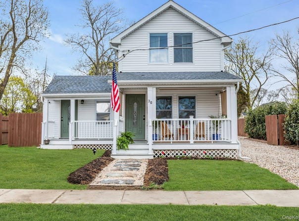 30 Liberty Street, Patchogue, NY 11772