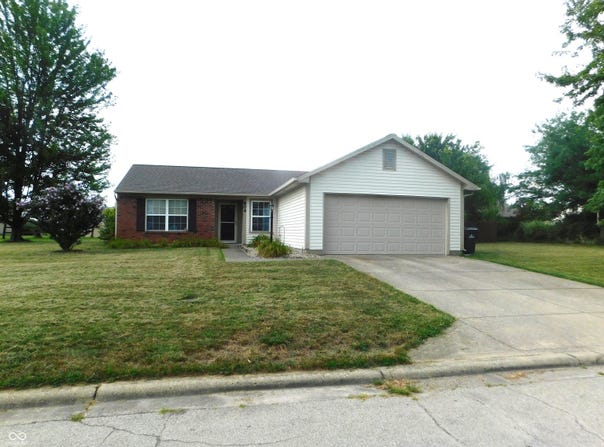 804 E Fleetwood Drive, Greensburg, IN 47240