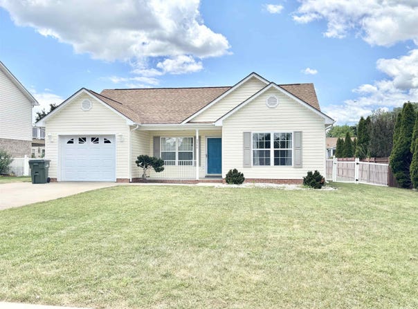 2400 MONROE ST, WAYNESBORO, VA 22980