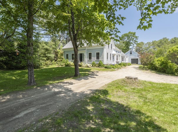 111 Bucknam Road, Falmouth, ME 04105