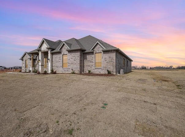 6036 Mango, Sanger, TX 76266