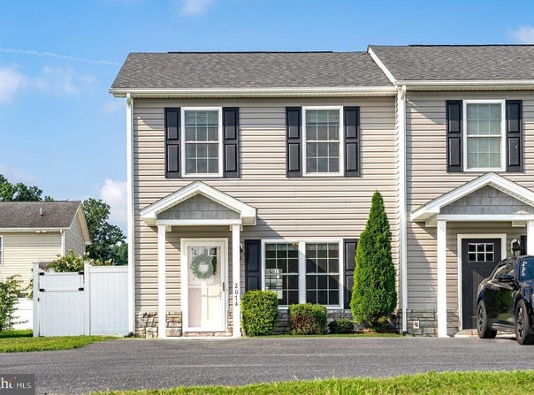 207 15TH STREET, GROTTOES, VA 24441