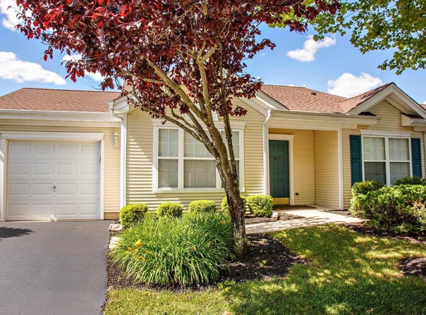 669 E Chancery Ln, Galloway Township, NJ 08205