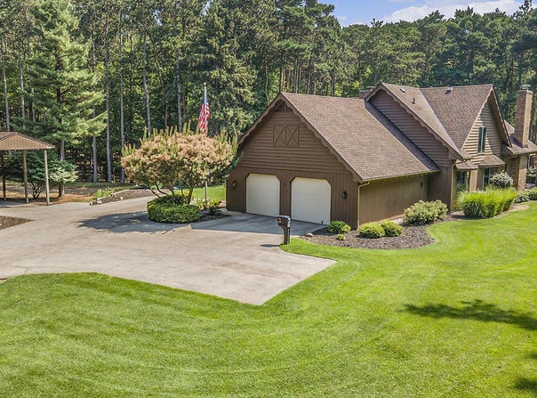 149 S 168th Avenue, Holland, MI 49424
