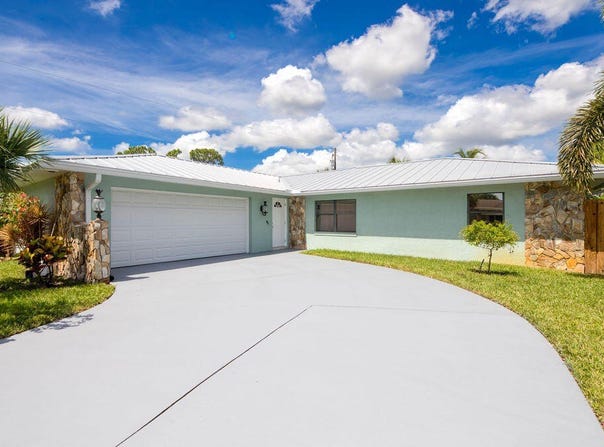 2402 SE Pinero Road, Port Saint Lucie, FL 34952