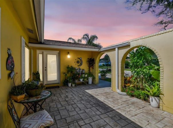 1437 COTTONWOOD TERRACE, DUNEDIN, FL 34698