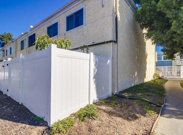 12616 Lakeshore Drive, Lakeside, CA 92040