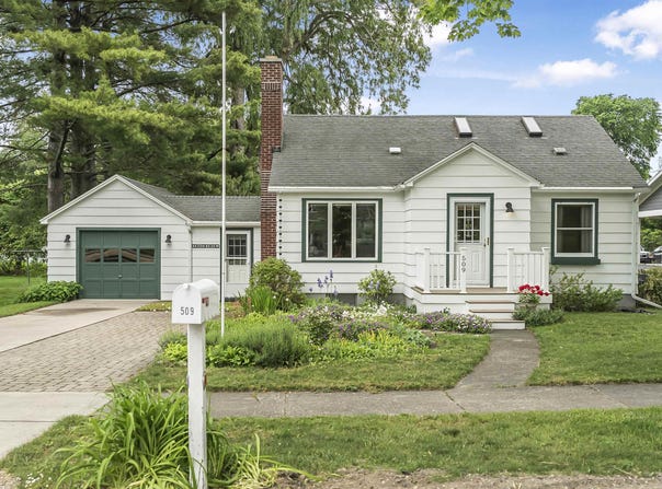 509 Spruce, Elk Rapids, MI 49629