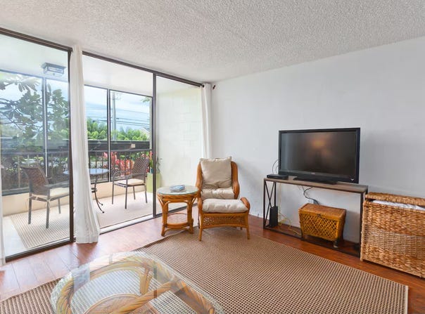 75-5681 KUAKINI HIGHWAY unit: 101, Kailua-Kona, HI 96740