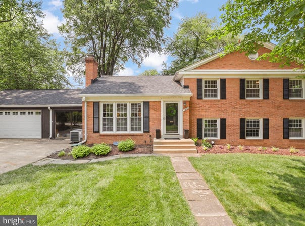 7400 LANHAM ROAD, FALLS CHURCH, VA 22043