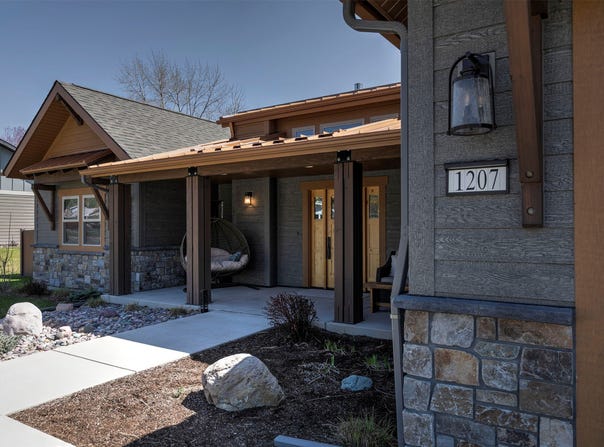1207 Creek Crossing Road, Missoula, MT 59802
