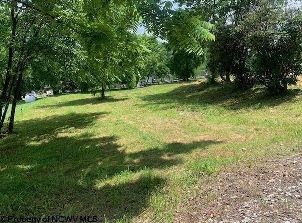 254 Third Street, Belington, WV 26250
