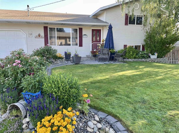 2321 Rolling Hills Dr., Clarkston, WA 99403