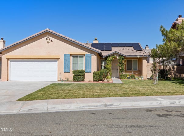 5909 E Viking Way, Palmdale, CA 93552