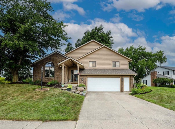 9305 Wallen Court, Fort Wayne, IN 46825-7007