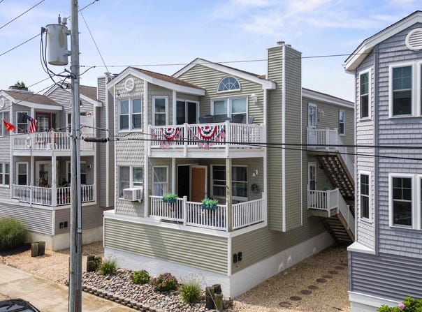 12 W 6th Street, Ocean City, NJ 08226