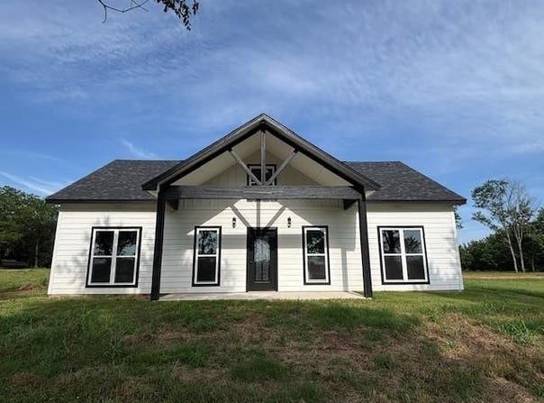 379100 E 1100 Road, Okemah, OK 74859