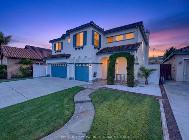 1669 Stony Brook DR, SALINAS, CA 93906