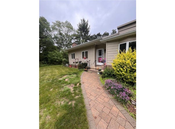 1103 N Moonlight Drive, Altoona, WI 54720