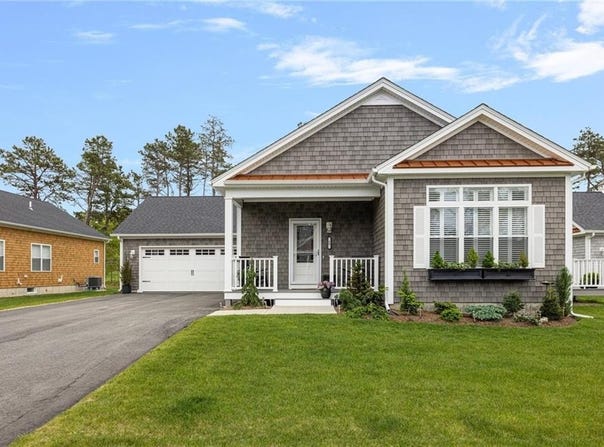 60 Birdie Court, South Kingstown, RI 02879
