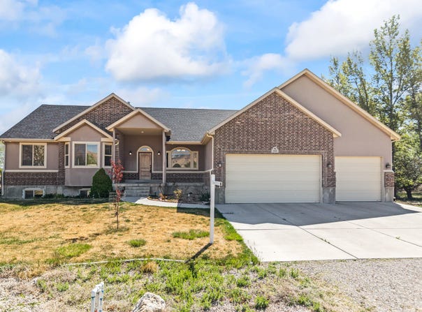 350 N 200 E, Ferron, UT 84523