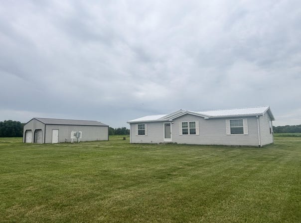 10148 S 210 E, Monon, IN 47959