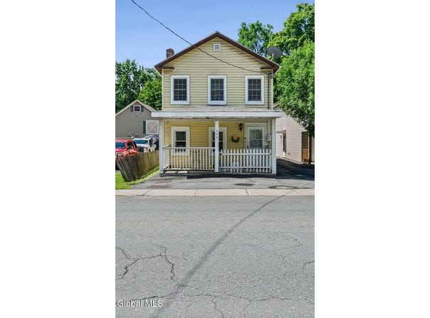 462 State Route 146, Guilderland, NY 12009