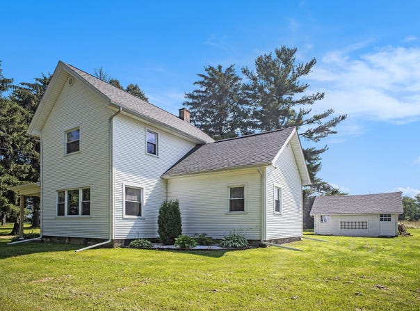 6950 N Gibbs Road, Albion, MI 49224