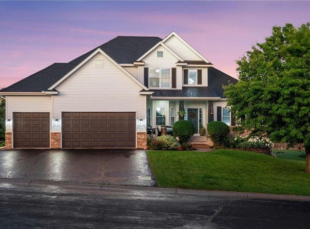 1757 Sandbar Circle, Waconia, MN 55387