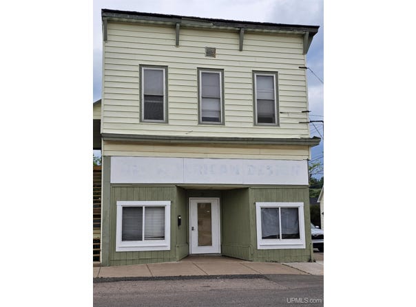 620 Vulcan, Iron Mountain, MI 49801