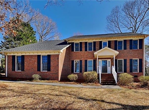 3801 Waldenbrook Road, Greensboro, NC 27407